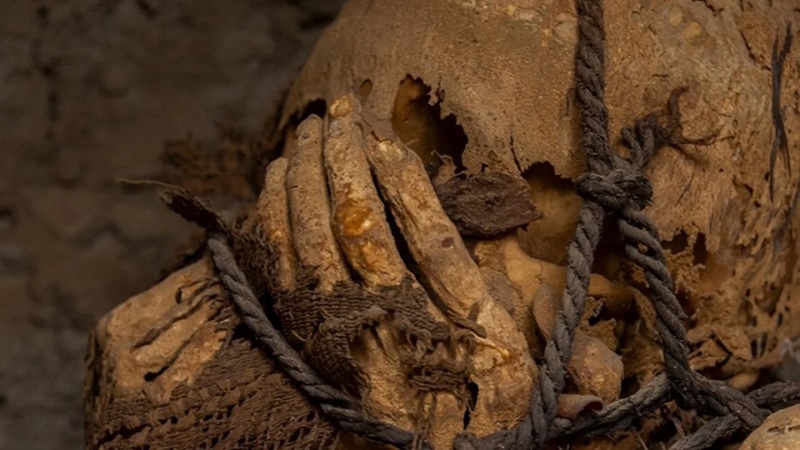 Múmia pré-incaica