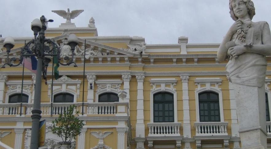 É fundada a cidade de São Luís, capital do Maranhão -0