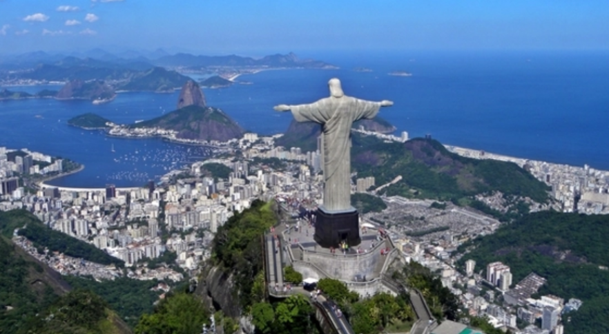 Brasil comemora o dia de Nossa Senhora Aparecida, padroeira do país-0