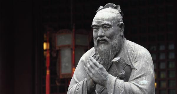 Nasce o filósofo chinês Confúcio-0