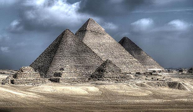 A Pirâmide Negra de Gizé realmente existiu?-0