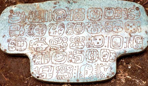 Encontrada joia milenar que sinaliza o fim da civilização Maia-0