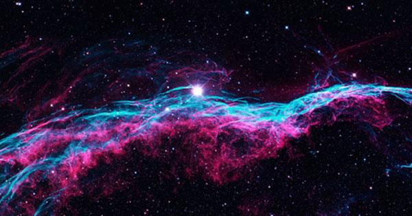 Estrela-zumbi intriga os astrônomos-0