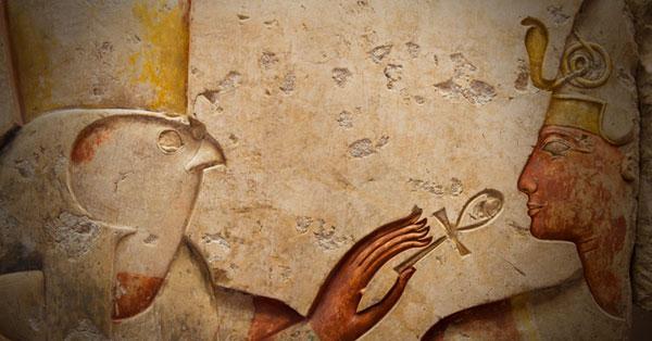 Estas obras de arte egípcias escondem algum segredo extraterrestre?-0