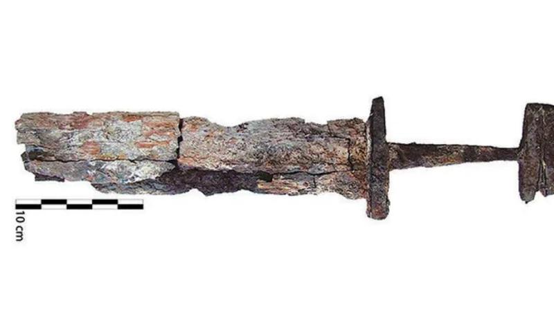 Rara espada de guerreiro viking é encontrada na Turquia-0