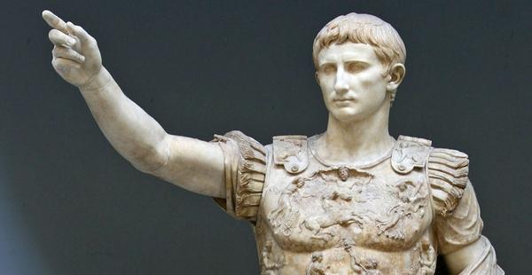 Avito é proclamado como melhor imperador de Roma-0