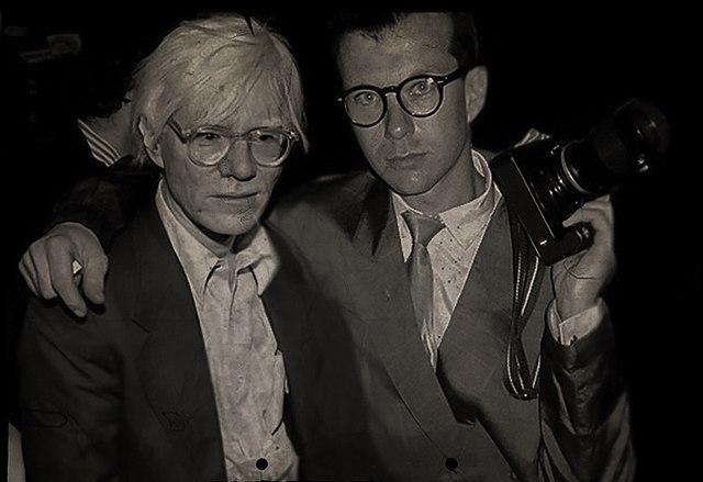 Nasce Andy Warhol, artista plástico e produtor de cinema nos EUA-0