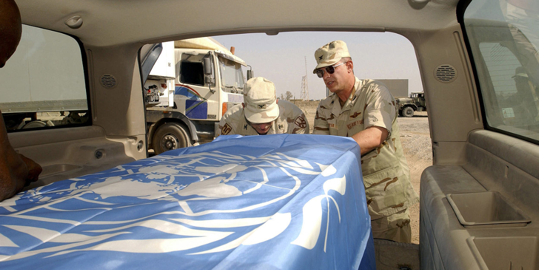 Brasileiro Sérgio Vieira de Mello, alto funcionário da ONU, é morto em atentado à bomba no Iraque-0