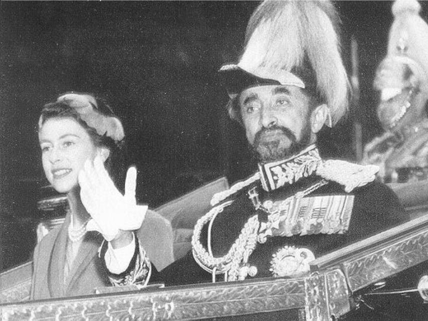 Imperador Haile Selassie, também conhecido como Ras Tafari, é deposto na Etiópia-0