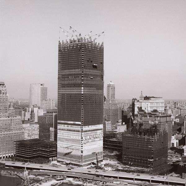 Inaugurada a Torre Norte do WTC, o prédio mais alto do mundo da época-0