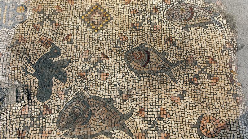 Mosaico descoberto em Israel pode esclarecer local de milagre de Jesus descrito na Bíblia-0