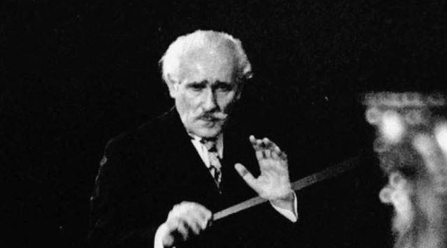 Morre o maestro italiano Arturo Toscanini-0