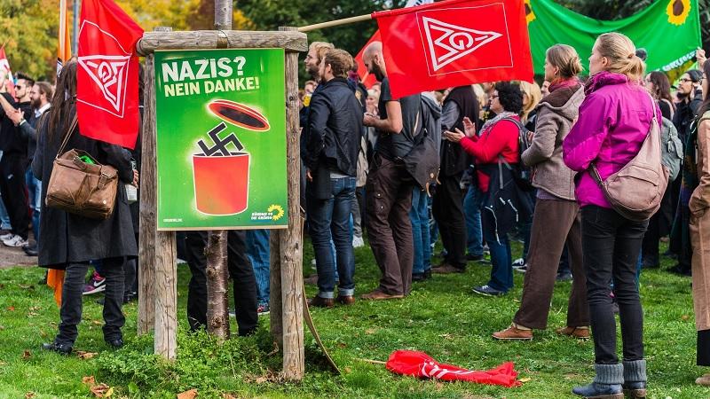 Cidade na Alemanha declara "emergência nazista"-0