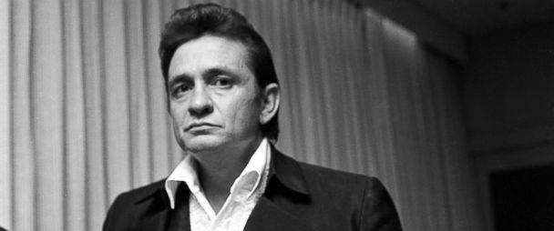 Nasce o cantor Johnny Cash, o "O Homem de Preto"-0
