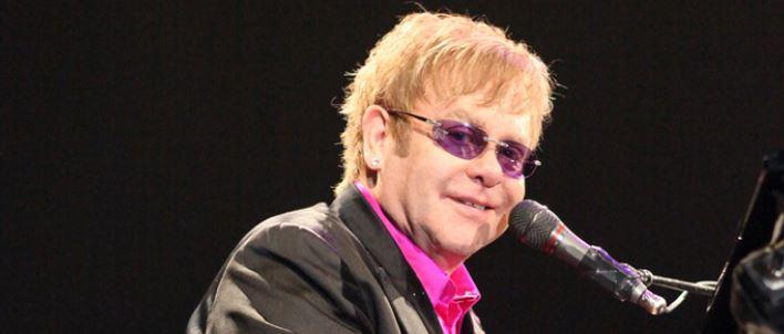 Nasce o ícone da música Elton John-0