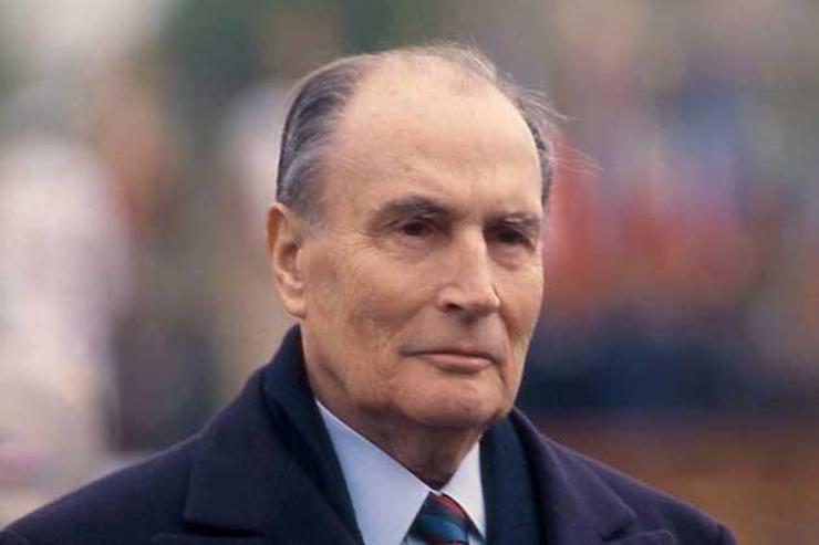 Francois Mitterrand assume a presidência da França-0
