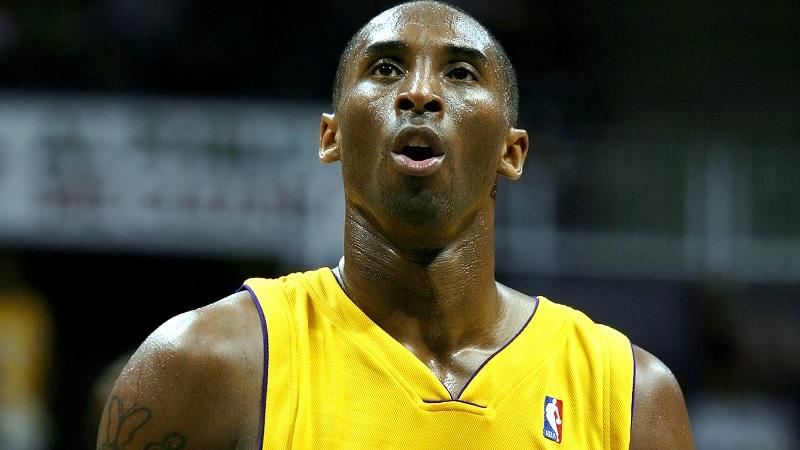 Kobe Bryant, lenda do basquete, morre em acidente de helicóptero aos 41 anos-0