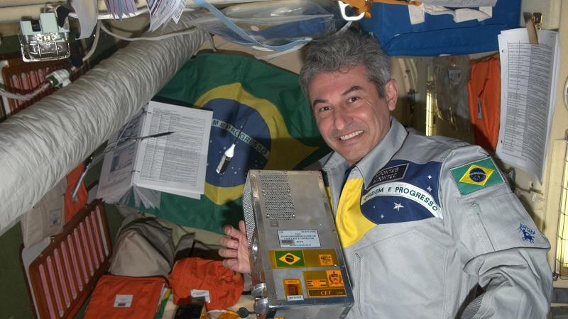 Marcos Pontes torna-se o primeiro astronauta brasileiro a viajar para o espaço-0