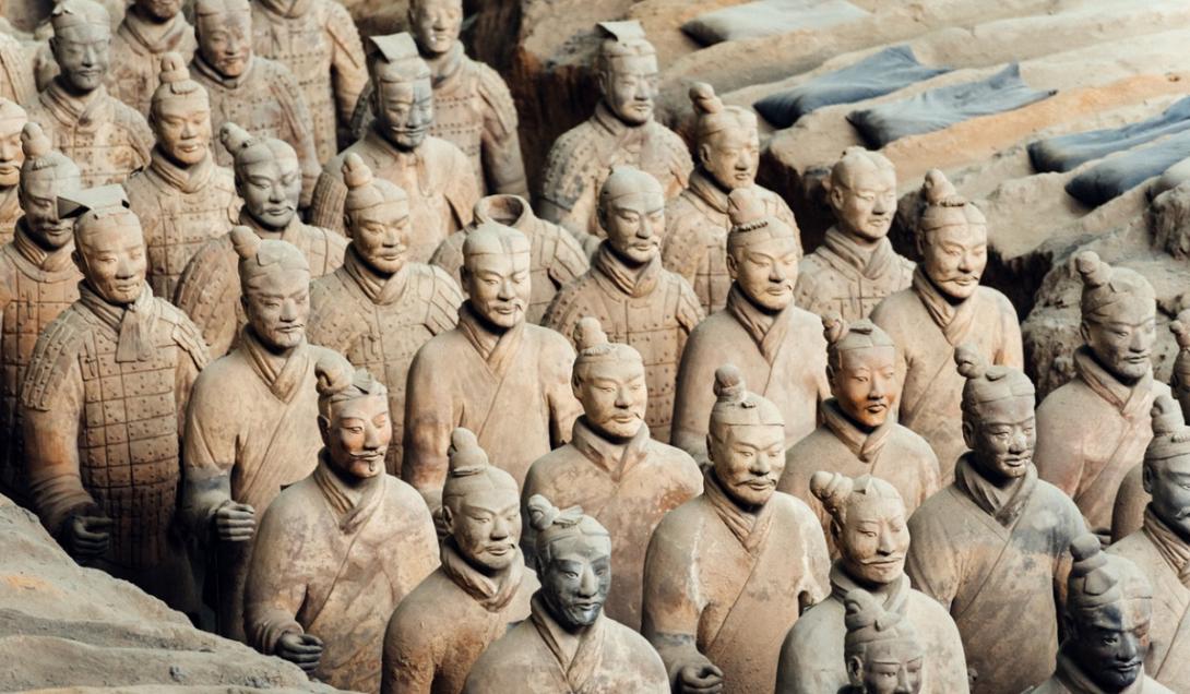 Tumba secreta do 1º imperador da china revela mais guerreiros de terracota-0