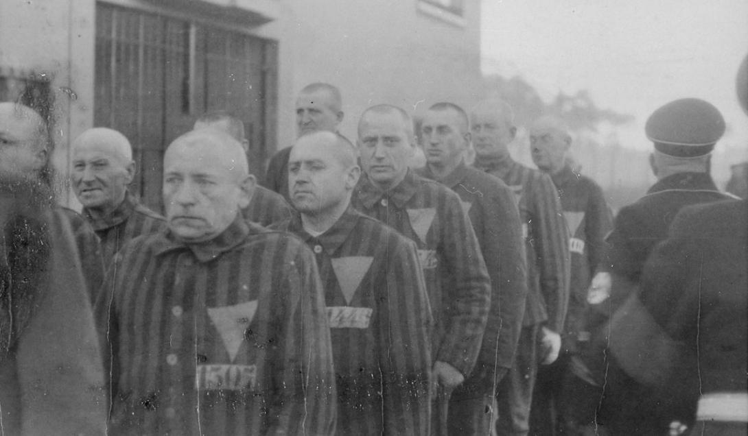 Triângulos rosa: como os nazistas identificavam e humilhavam prisioneiros homossexuais-0
