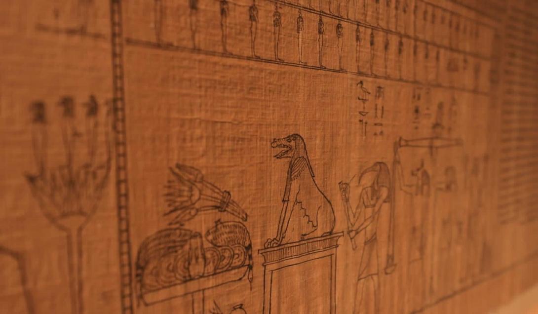 Reveladas imagens incríveis do Livro dos Mortos de 16 metros encontrado no Egito-0