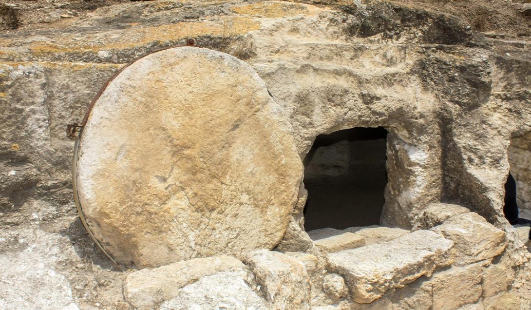 Dois raros sarcófagos de chumbo são encontrados na Palestina-0