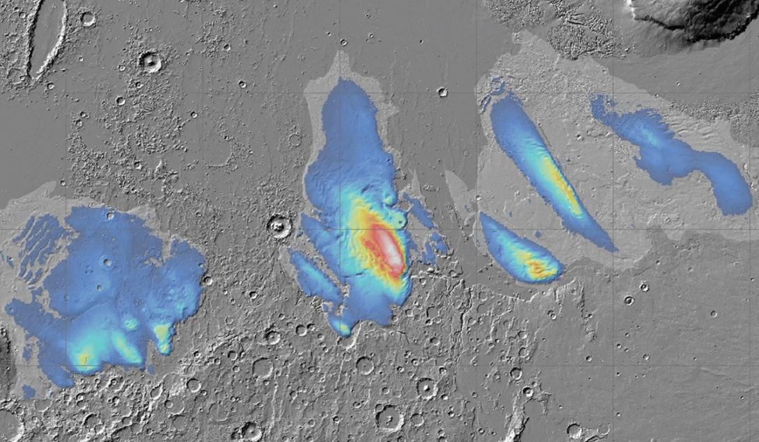 Pesquisadores descobrem uma enorme reserva de água congelada em Marte-0
