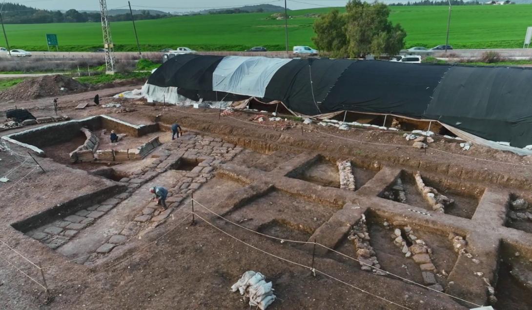 Base militar de 1.800 anos do Império Romano é encontrada em Israel-0