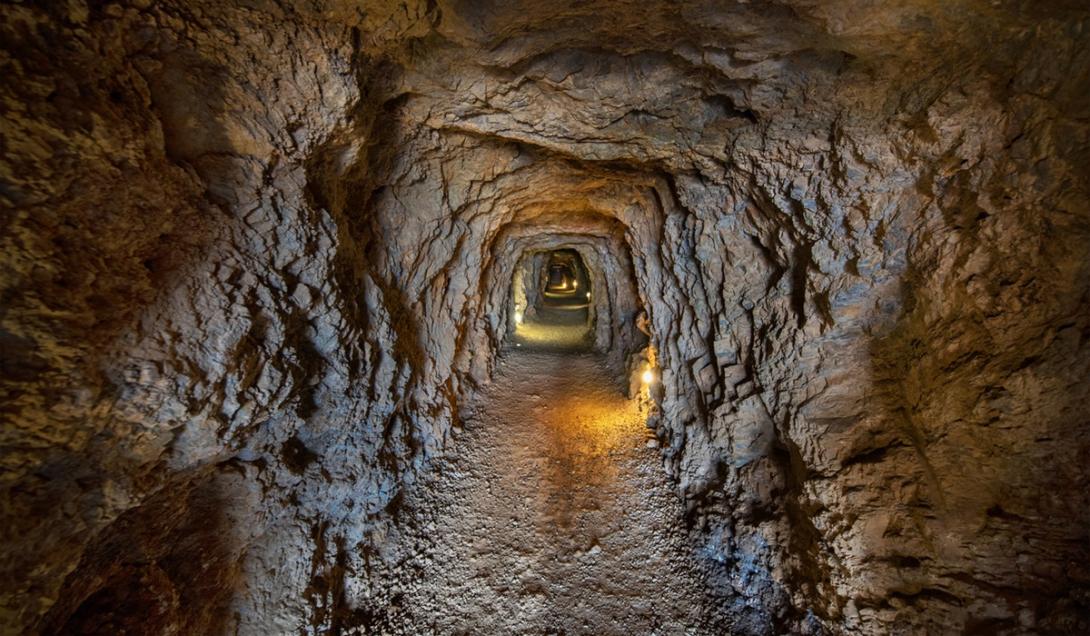 Incrível rede de túneis da Idade Média é encontrada na França-0